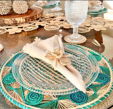 Load image into Gallery viewer, Handmade Iraca Coasters - Eco-Friendly 3.8" Natural Fiber Interlock Design