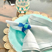 Load image into Gallery viewer, Iraca Palm Napkin Ring - Handmade Eco-Friendly Table Decor, Fish design
