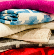 Load image into Gallery viewer, Nazca Reversible Alpaca Throw Blanket - Luxury Two-Sided Design