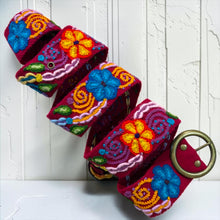Load image into Gallery viewer, Hand-Embroidered Peruvian Belt (Round Buckle)
