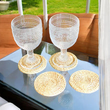 Load image into Gallery viewer, Handmade Iraca Coasters - Eco-Friendly 3.8" Natural Fiber Spiral Design