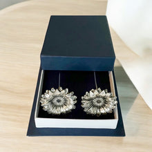 Load image into Gallery viewer, Classic Silver-Plated  Flowers - Timeless Luxury Bouquet
