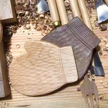 Load image into Gallery viewer, Walnut Hand-carved Winter Coaster Set