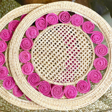 Load image into Gallery viewer, Handmade Iraca Placemats - Eco-Friendly 14"Diameter Natural Fiber Table Decor, Spiral Design