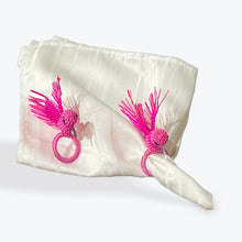 Load image into Gallery viewer, Iraca Palm Napkin Ring - Handmade Eco-Friendly Table Decor, Hummingbird Design