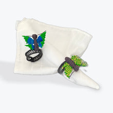 Load image into Gallery viewer, Iraca Palm Napkin Ring - Handmade Eco-Friendly Table Decor, Butterfly Design