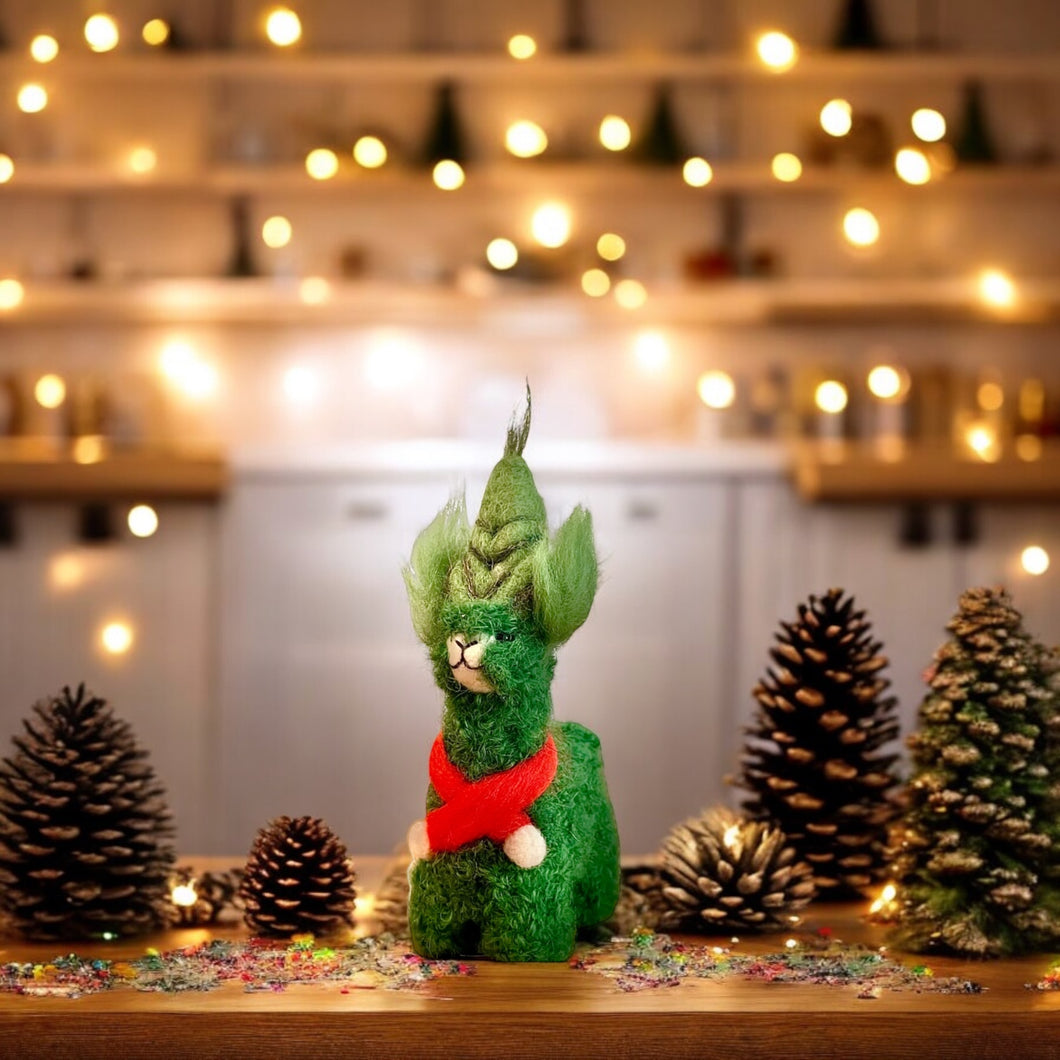 Adorable Mini Grinch Stuffed Toy - Handmade from Luxurious Baby Alpaca
Wool