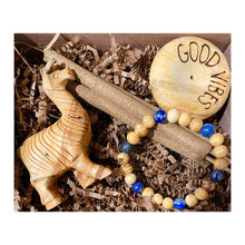 Load image into Gallery viewer, Palo Santo Gift Box-“Good Vibes Only”
