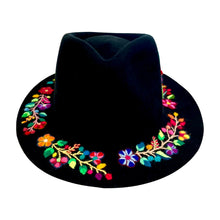 Load image into Gallery viewer, Peruvian Embroidered Hat-Dolores
