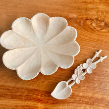 Load image into Gallery viewer, Hand Carved Wooden Plate And Spoon Set
